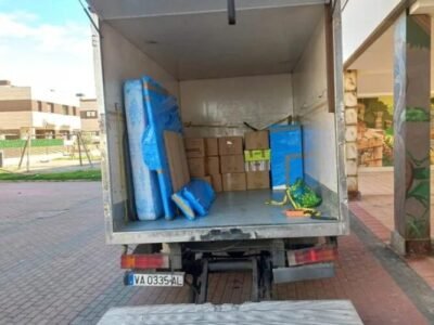 furgoneta mudanzas transportes retirada muebles